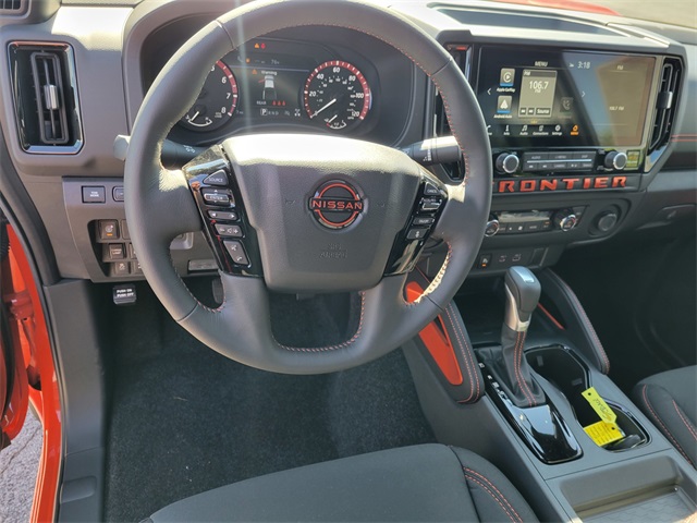 2025 Nissan Frontier PRO-4X photo 26