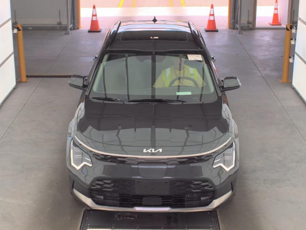 Used 2023 Kia Niro Wave with VIN KNDCT3L17P5022682 for sale in Bedford, OH