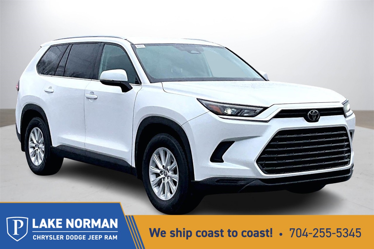 2024 Toyota Grand Highlander XLE's photo