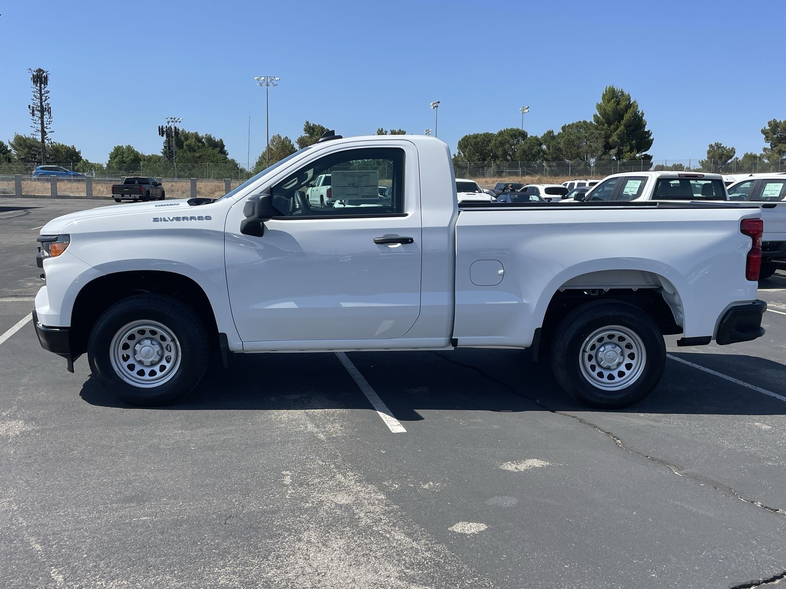 2025 Chevrolet Silverado 1500 photo 3