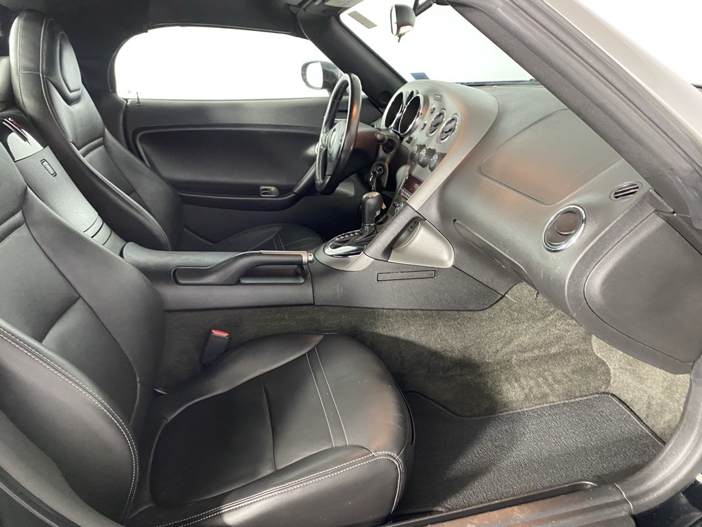 2007 Pontiac Solstice Base Convertible photo 15