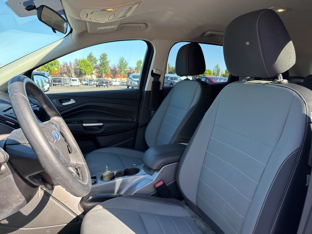 2016 Ford Escape SE photo 9