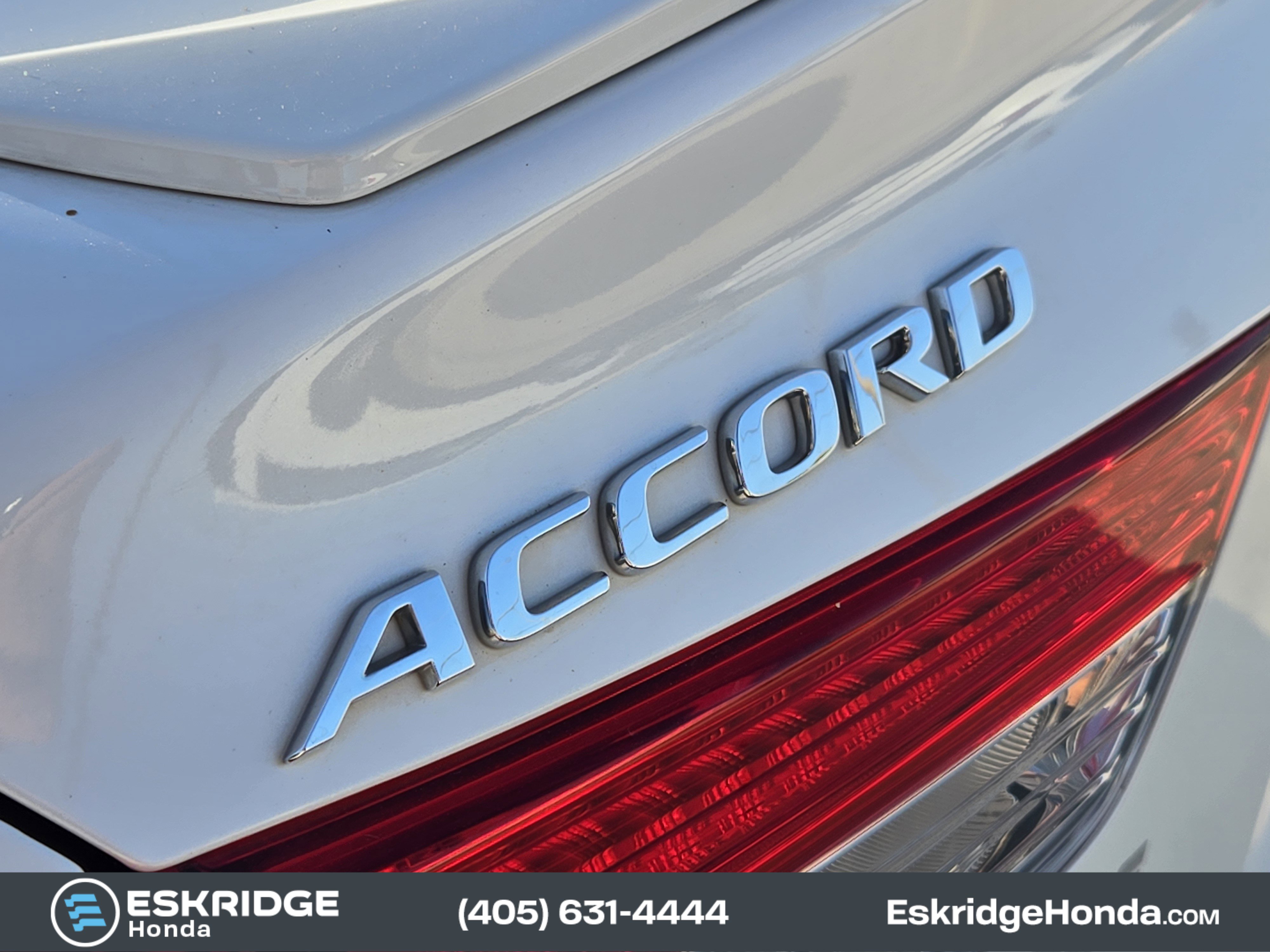 2020 Honda Accord Sport photo 3