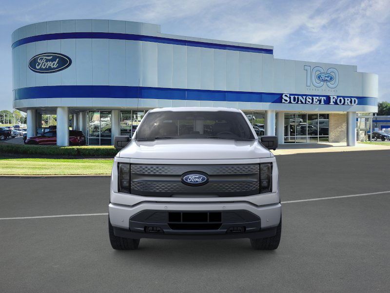 2025 Ford F-150 Lightning photo 6