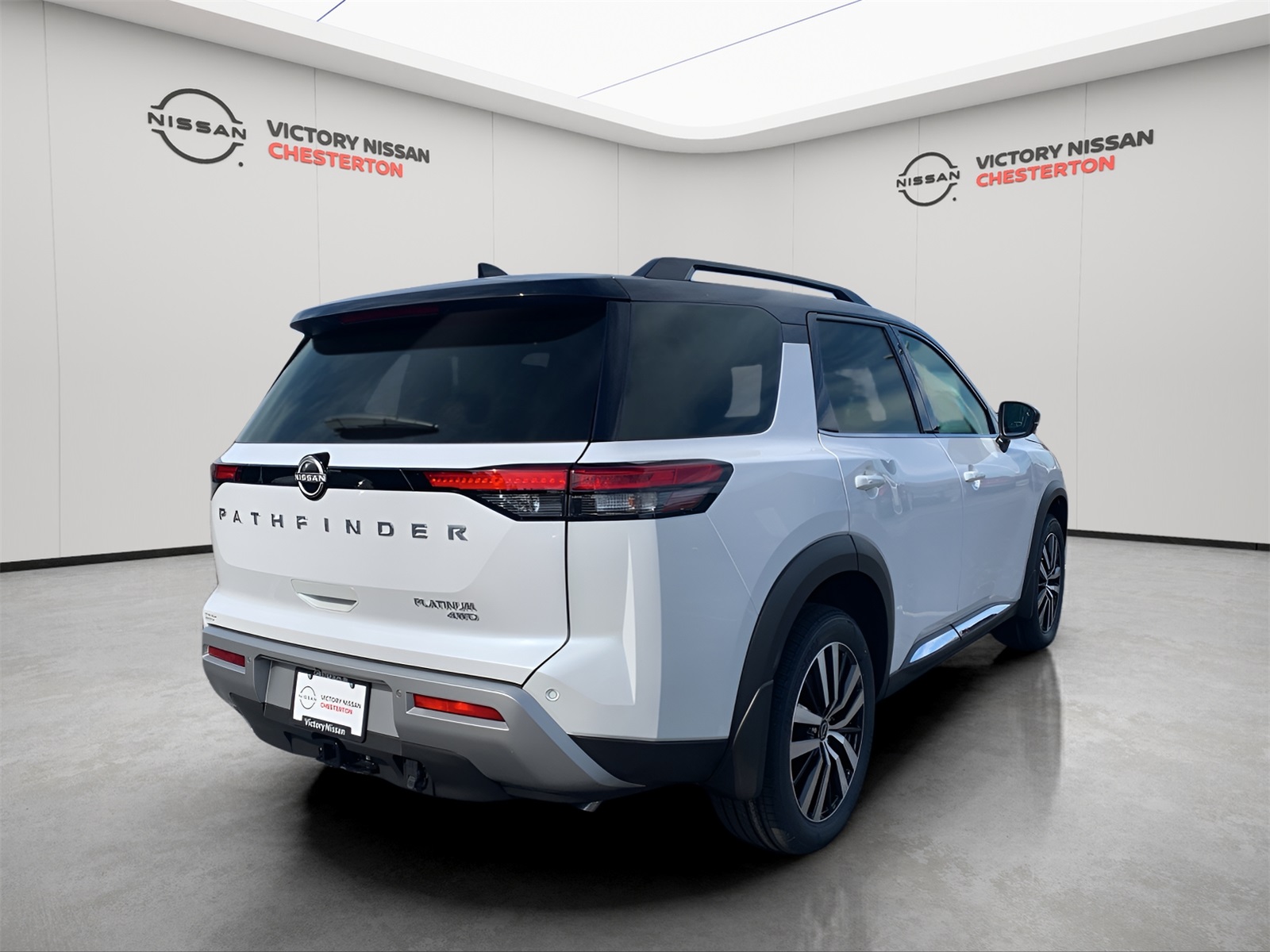 2025 Nissan Pathfinder Platinum photo 5