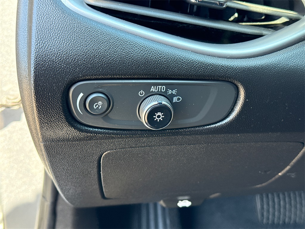 2023 Chevrolet Malibu 1LT photo 25