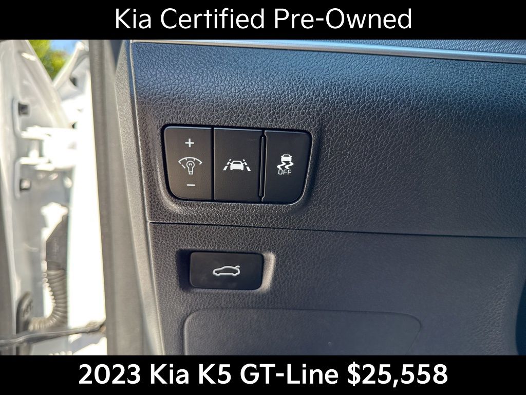 2023 Kia K5 GT-Line photo 29