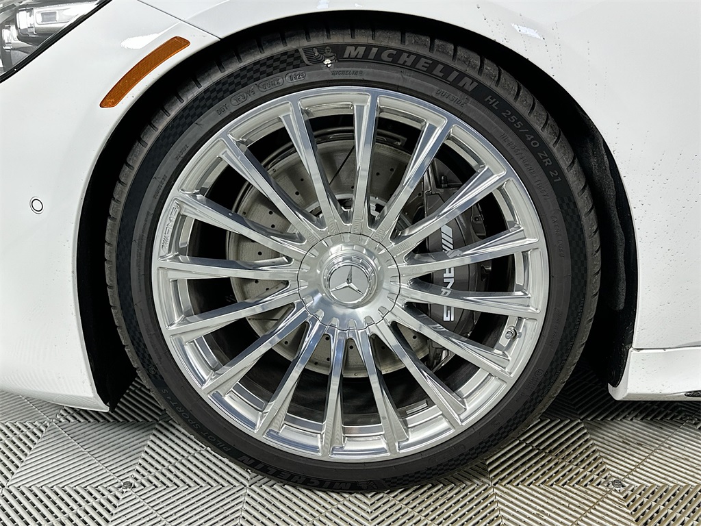 2026 Mercedes Benz S 63 e AMG photo 32