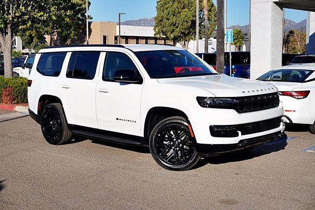 New 2025 Bright White Clear-Coat Exterior Paint Jeep Series II image 3