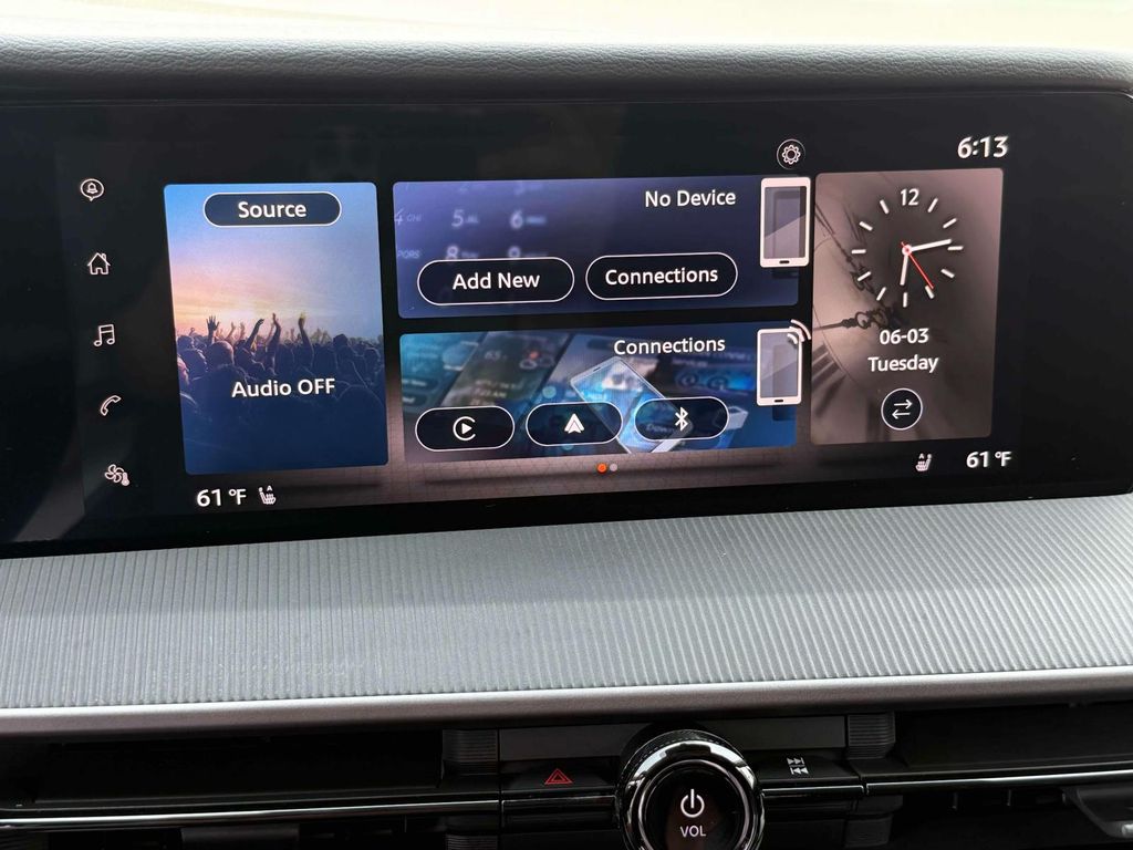 2025 Nissan Murano SV photo 6