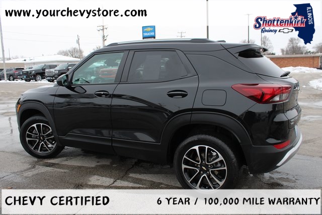 2025 Chevrolet Trailblazer LT photo 3