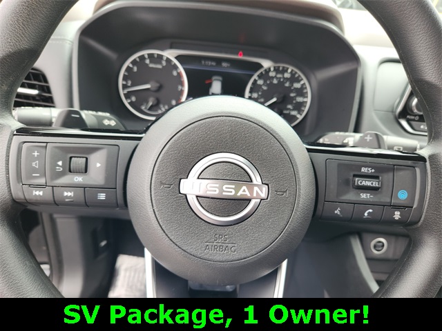 2022 Nissan Rogue SV photo 13
