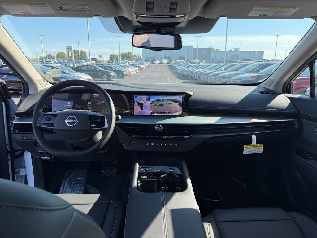 2025 Nissan Murano SL photo 13