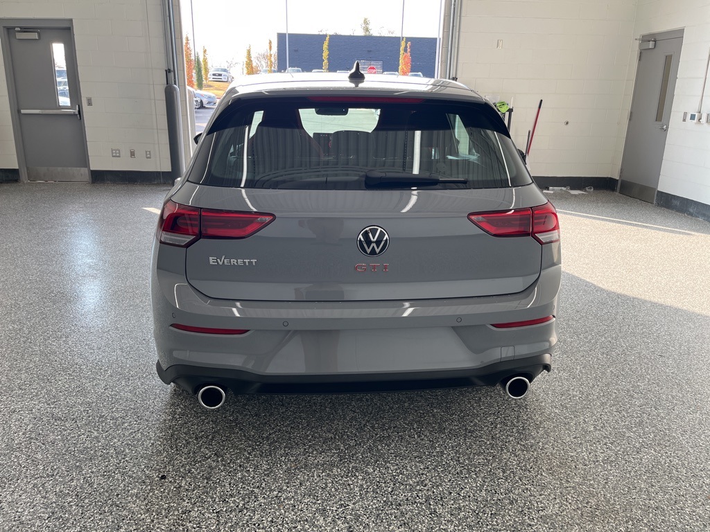 2026 Volkswagen Golf GTI S photo 4