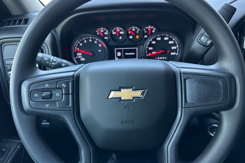 2025 Chevrolet Silverado 1500 Custom photo 24