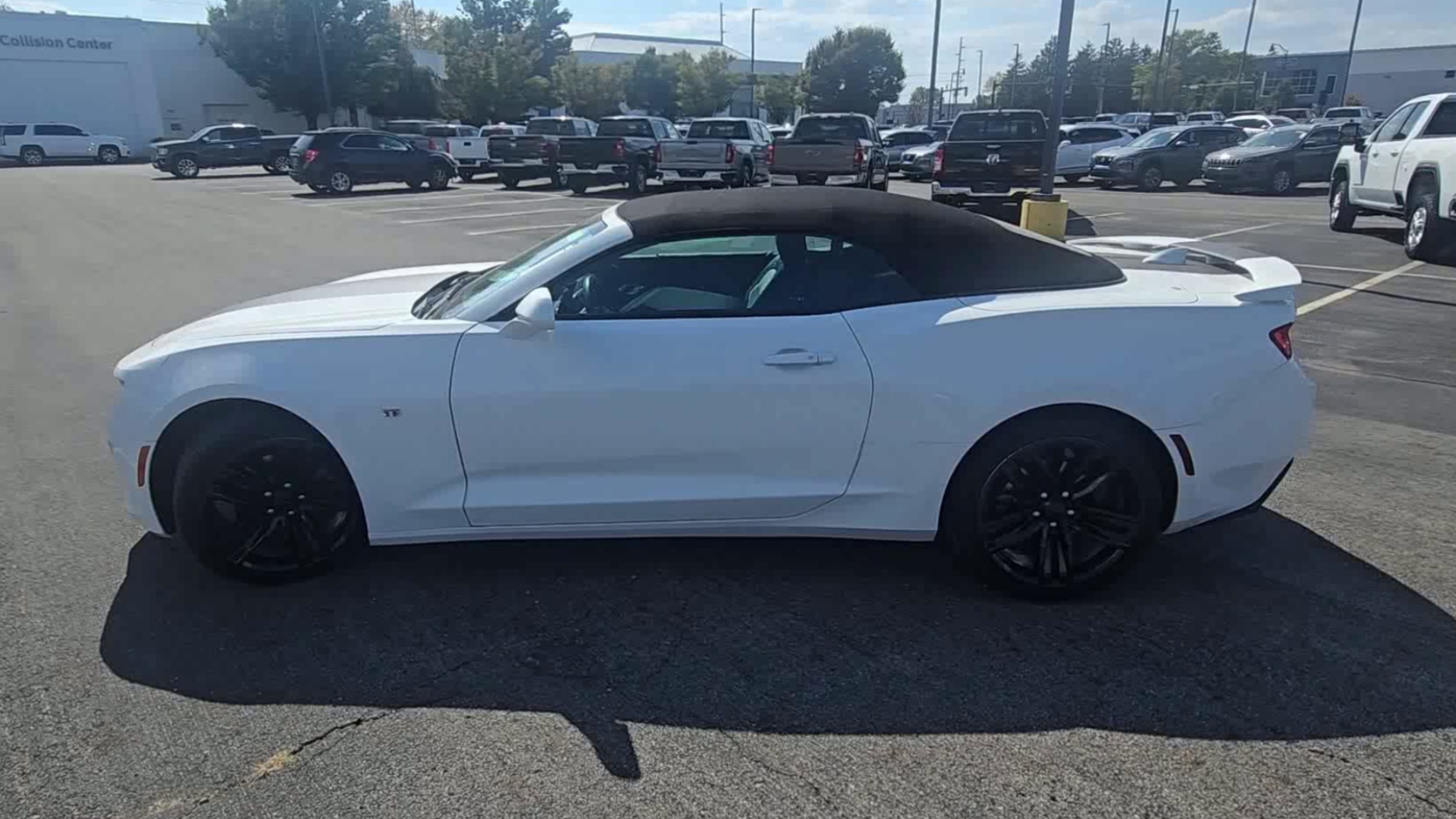 2016 Chevrolet Camaro 2LT photo 41