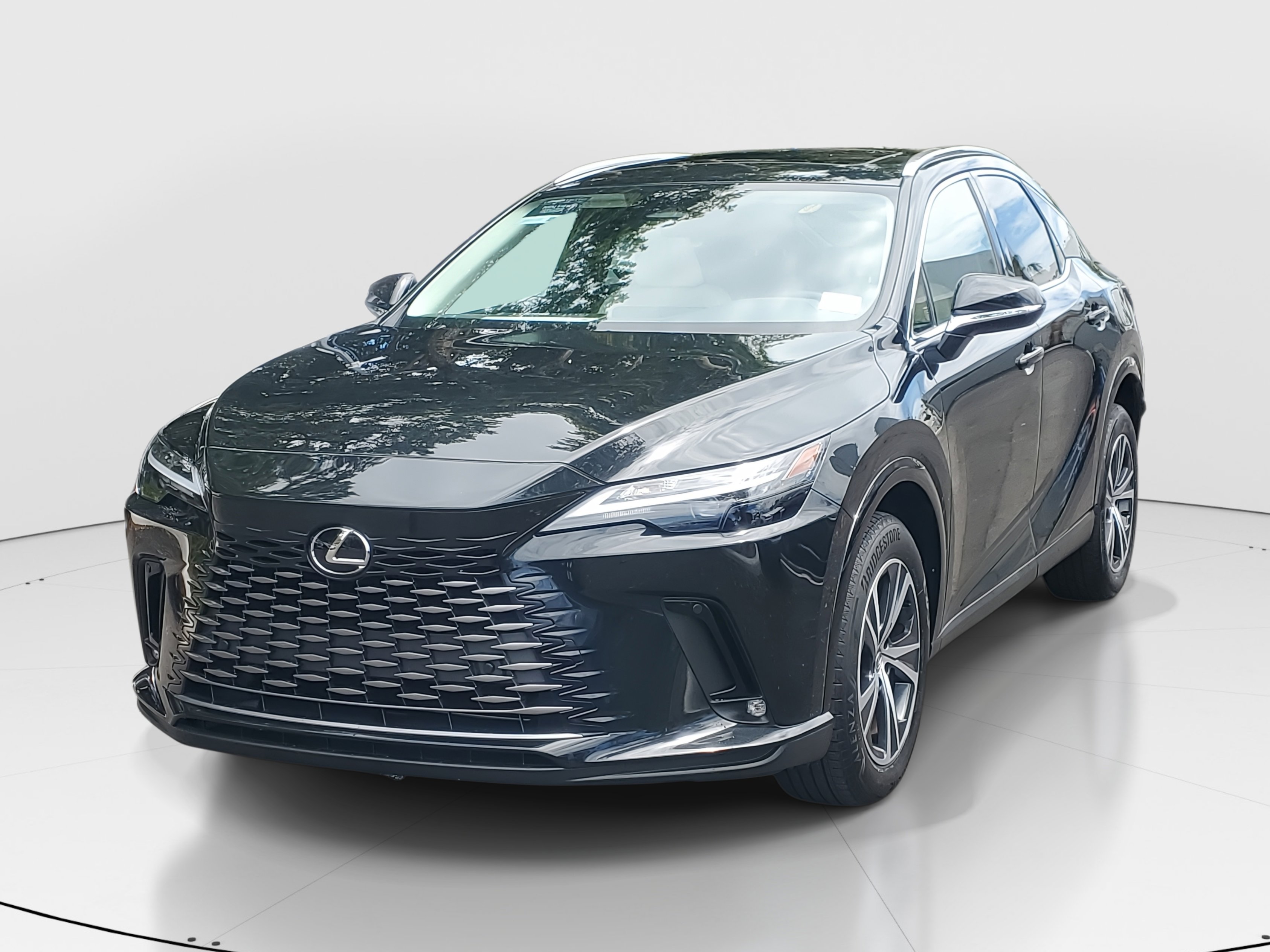 2023 Lexus RX photo 4