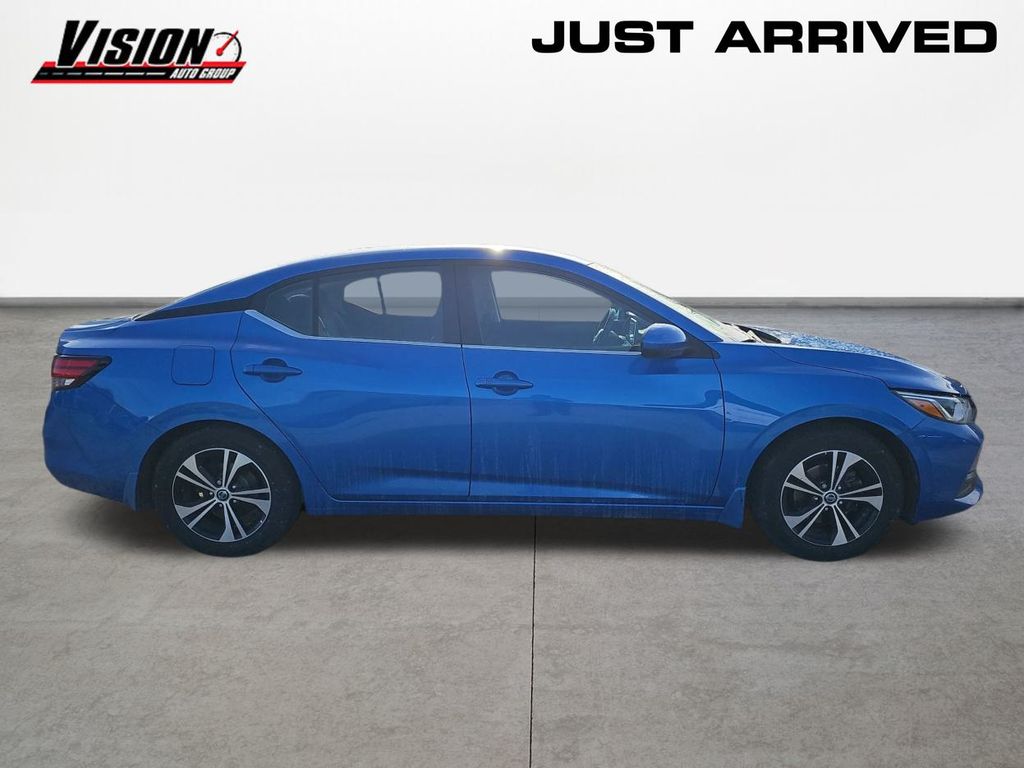 2022 Nissan Sentra SV photo 4