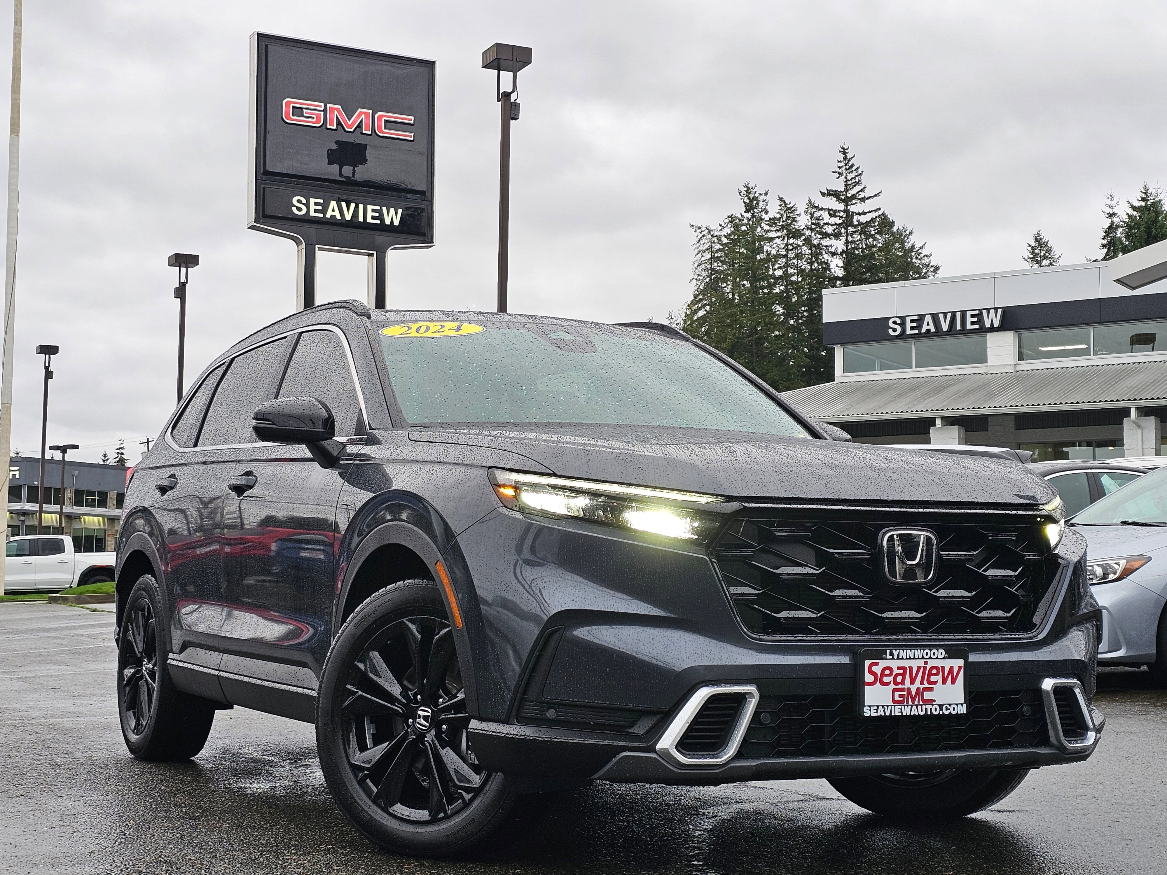 2024 Honda CR-V Sport Touring's photo