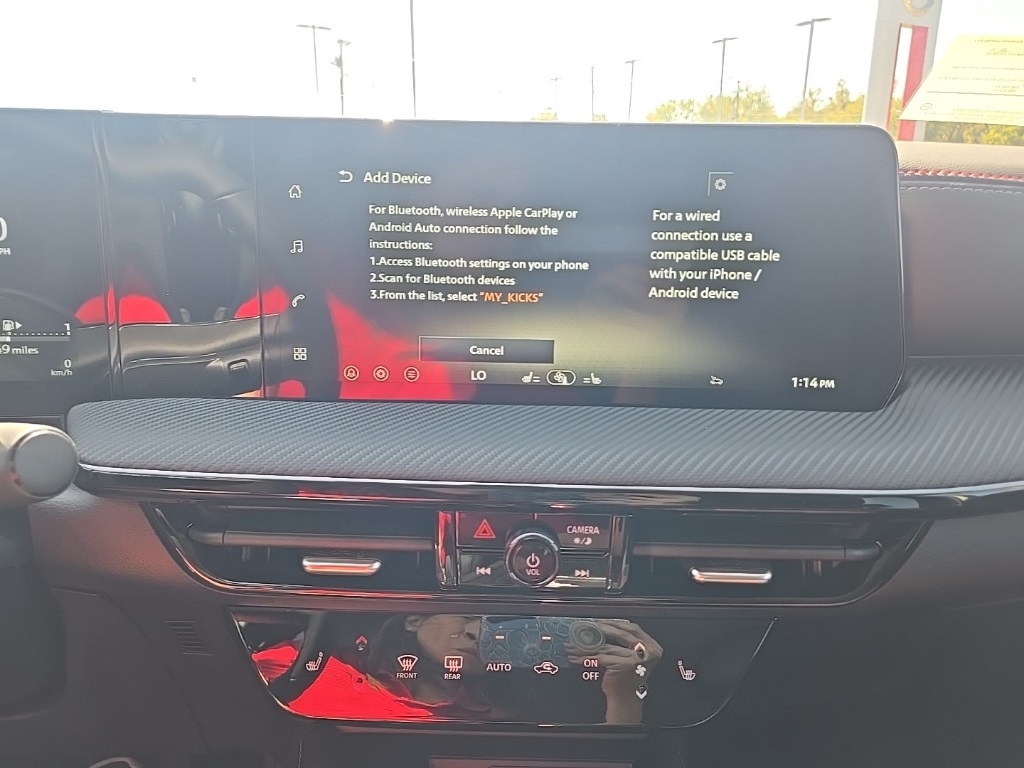 2026 Nissan Kicks SR photo 21