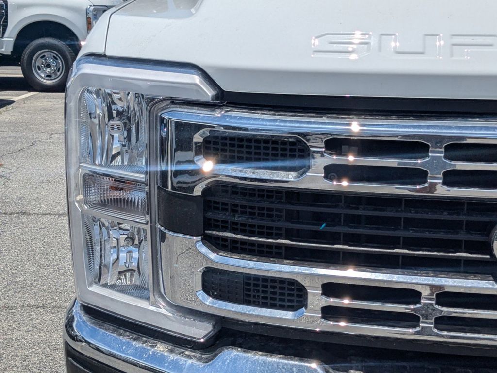 2025 Ford F-350 XL photo 10