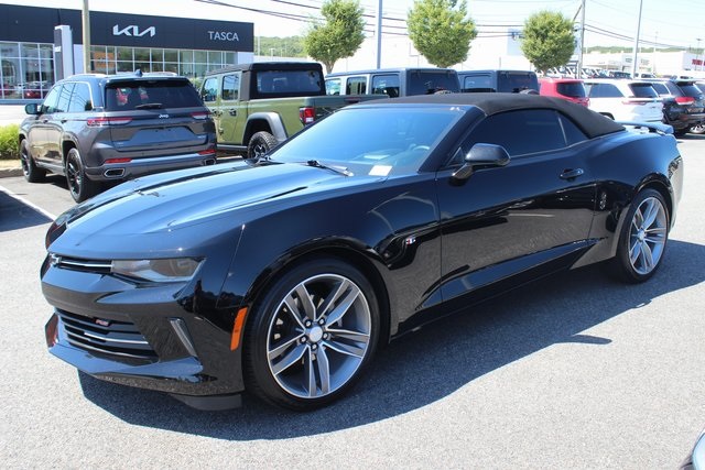2016 Chevrolet Camaro 2LT photo 2
