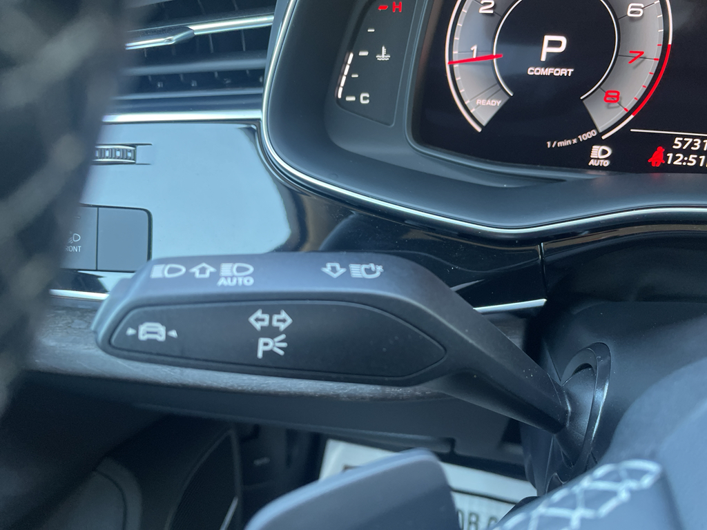 2025 Audi Q7 45 Premium Plus photo 26