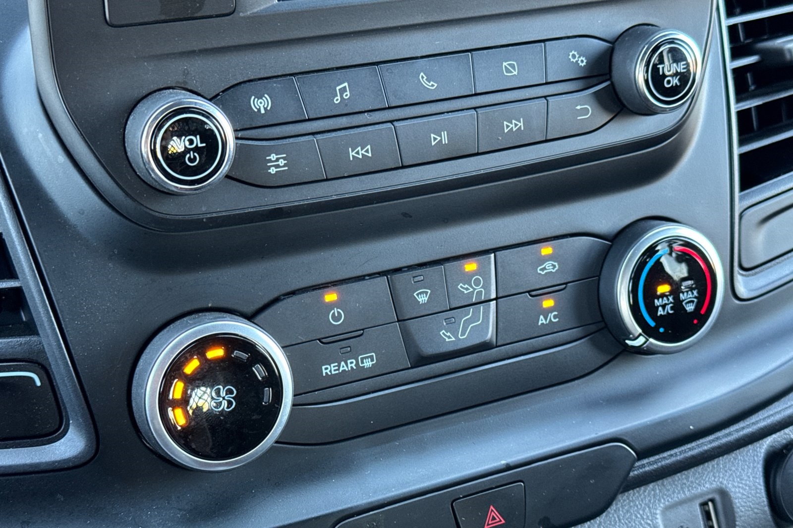 2024 Ford Transit photo 14