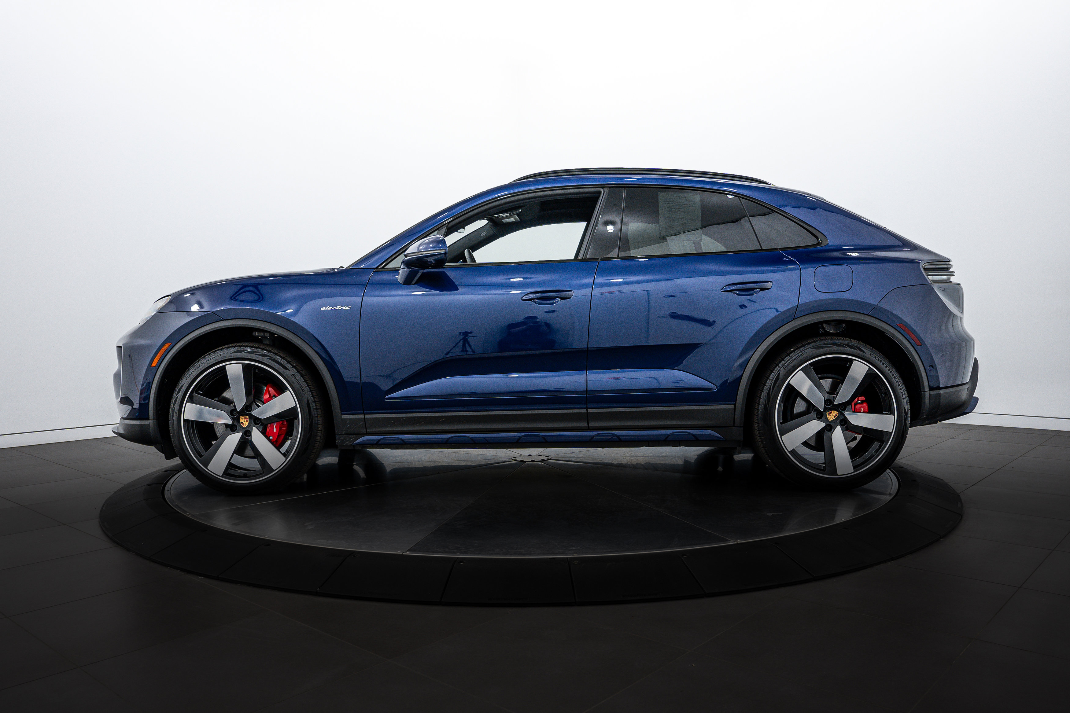 Certified 2025 Porsche Macan S with VIN WP1AB2XA7SL151469 for sale in Highland Park, IL