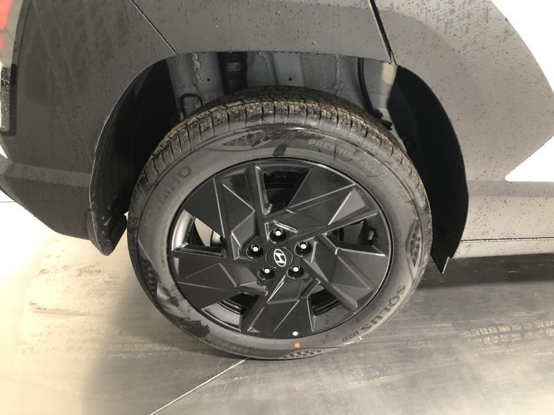 2026 Hyundai Kona SEL photo 2