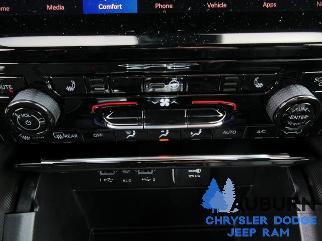 2025 Jeep Grand Cherokee Limited photo 10