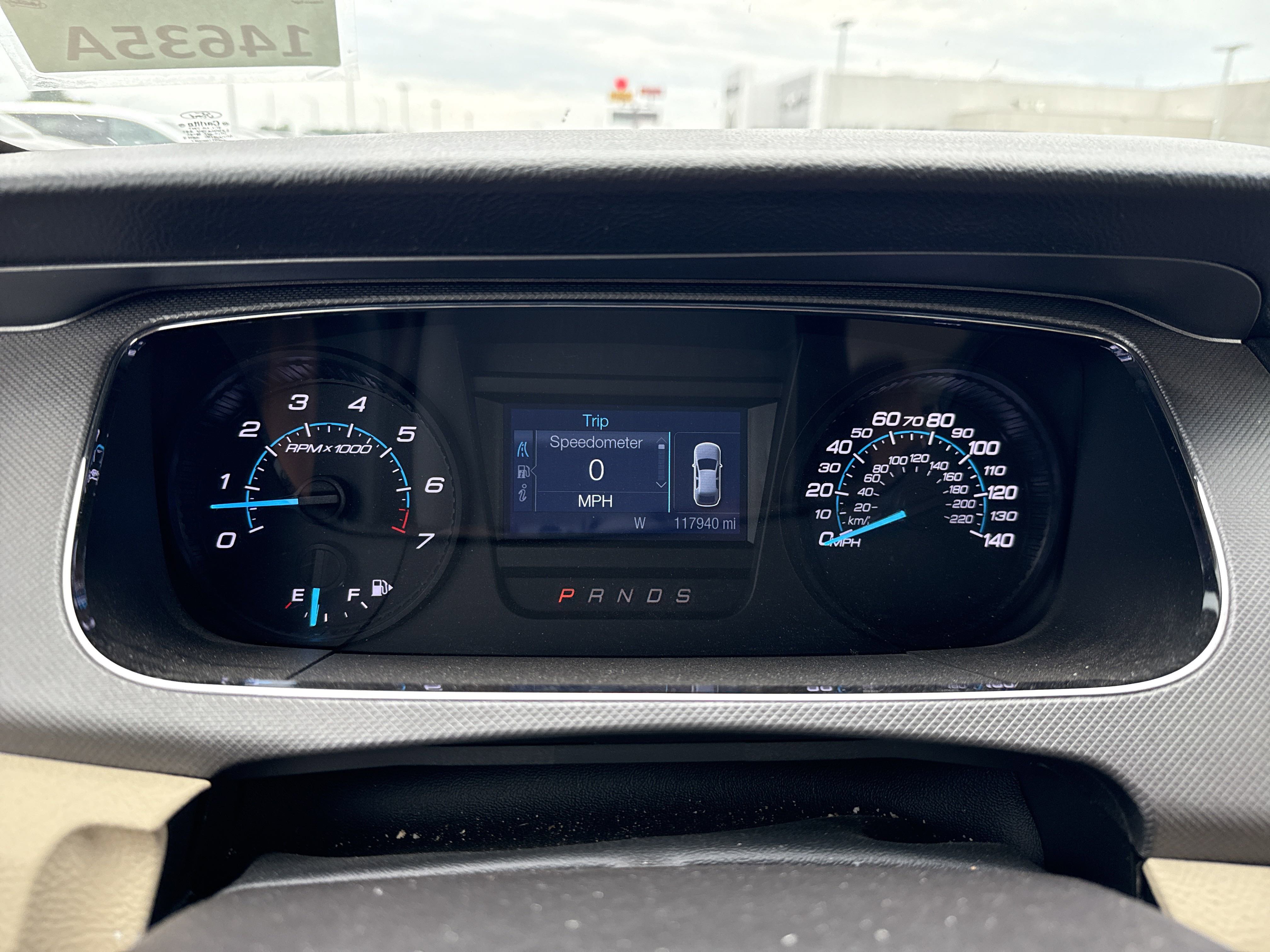 2018 Ford Taurus SE photo 2