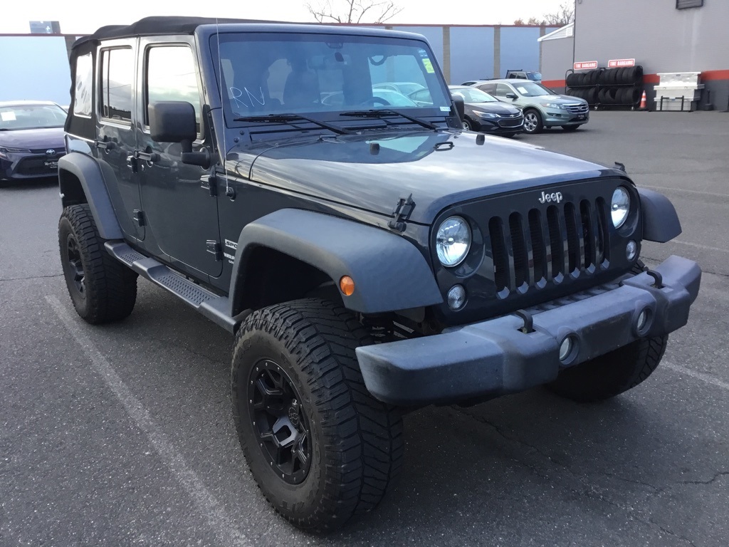 2017 Jeep Wrangler Unlimited Sport photo 2
