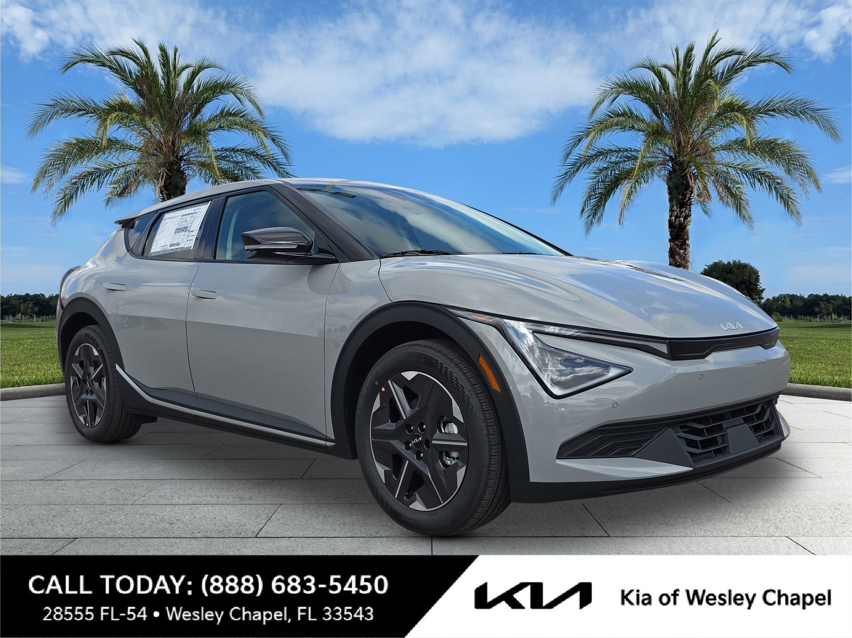 2025 Kia EV6 Light L/R's photo