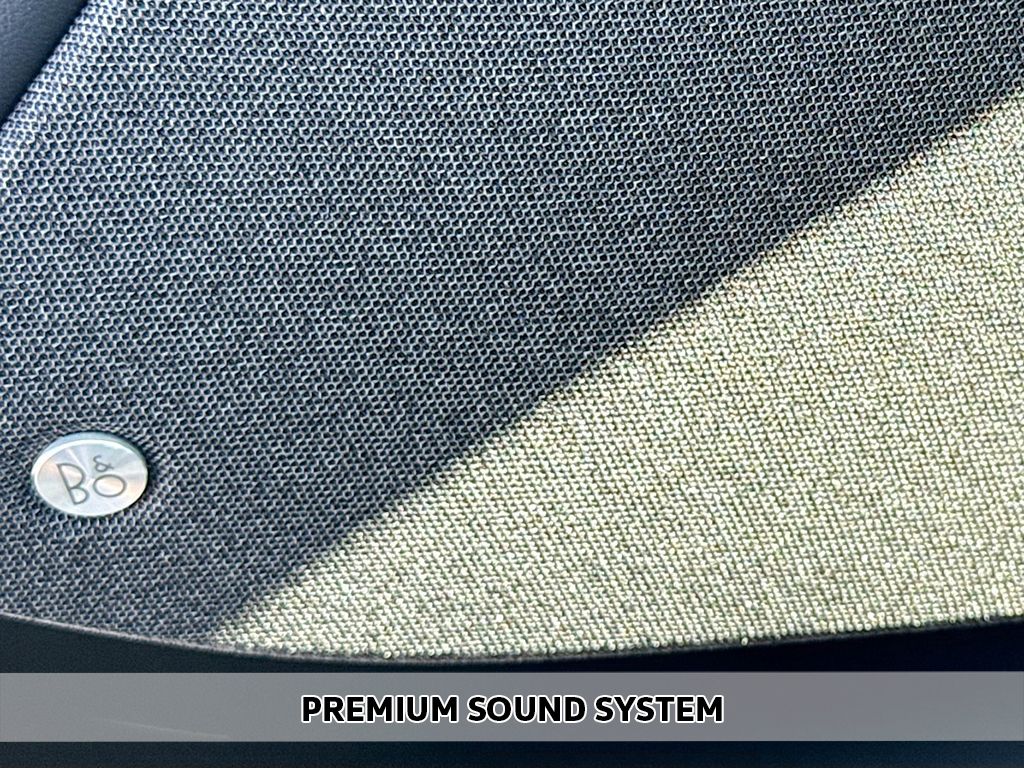 2025 Ford Mustang Mach-E Premium photo 4