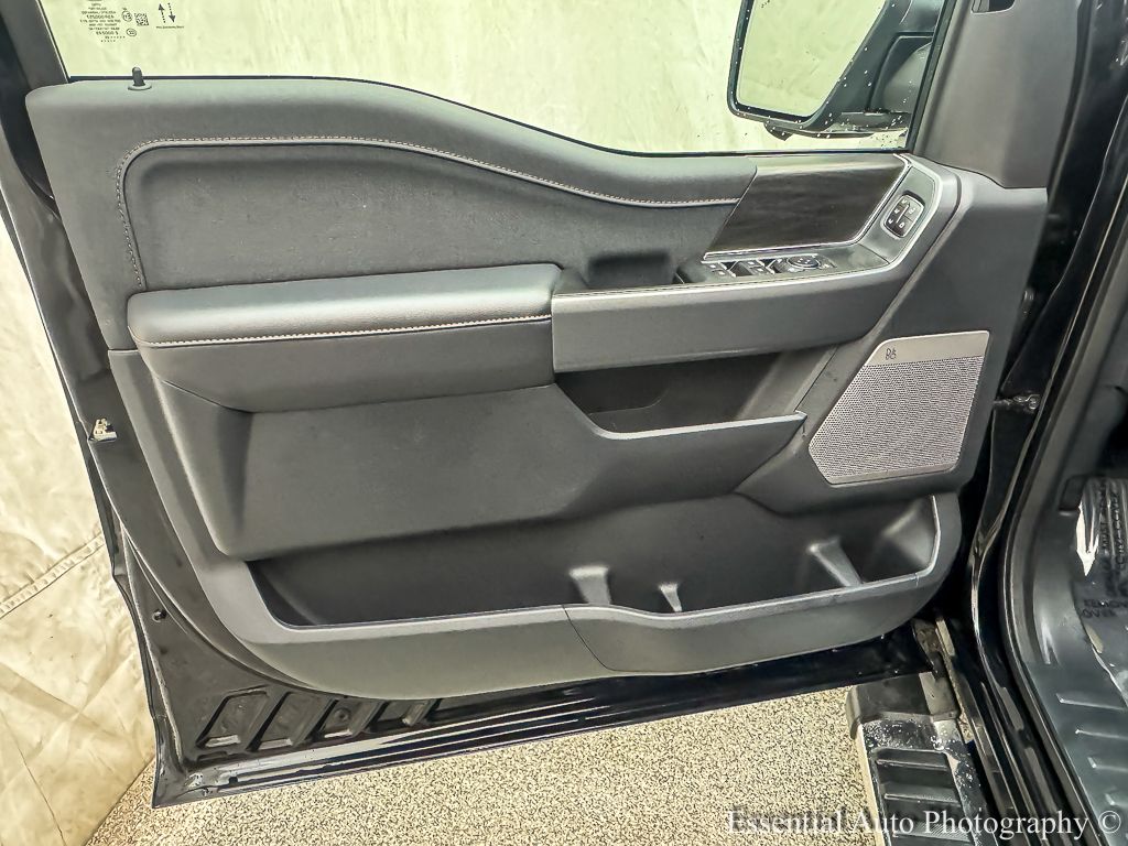 2025 FORD F-150 - Image 21