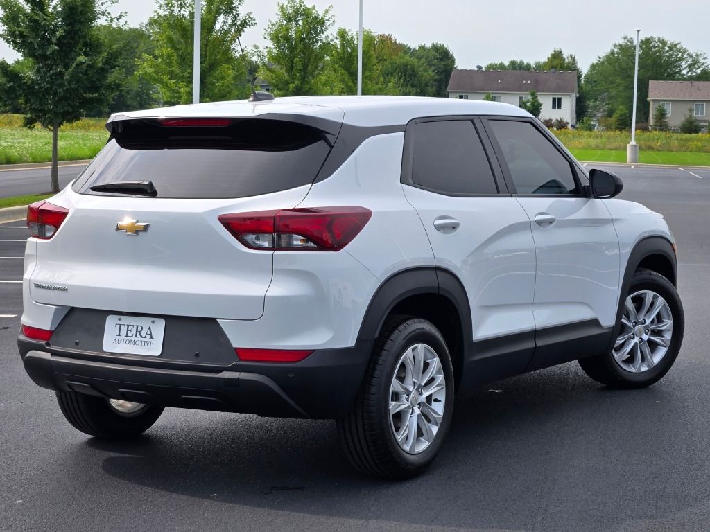 2022 Chevrolet Trailblazer LS photo 8