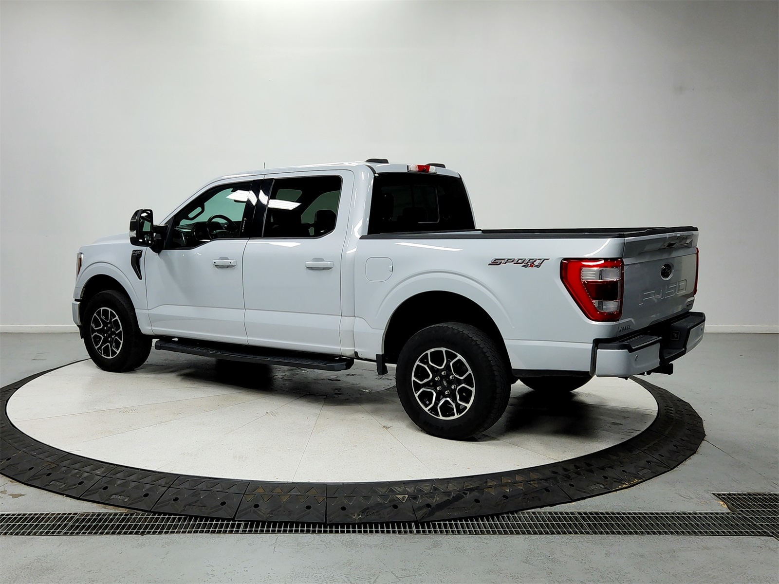 2022 Ford F-150 Lariat photo 4