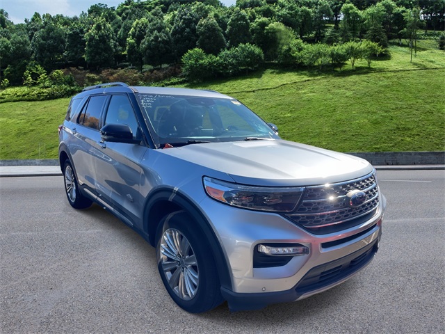 2022 Ford Explorer King Ranch's photo