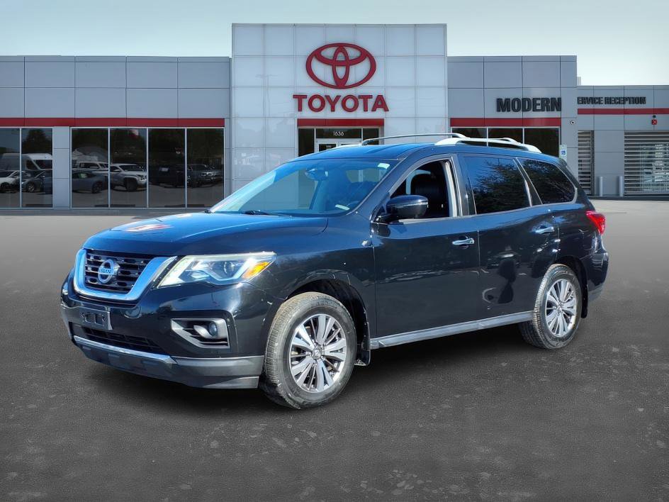 2017 Nissan Pathfinder SL
