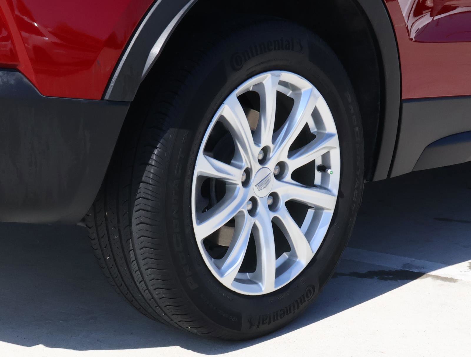2023 Cadillac XT4 Luxury photo 11