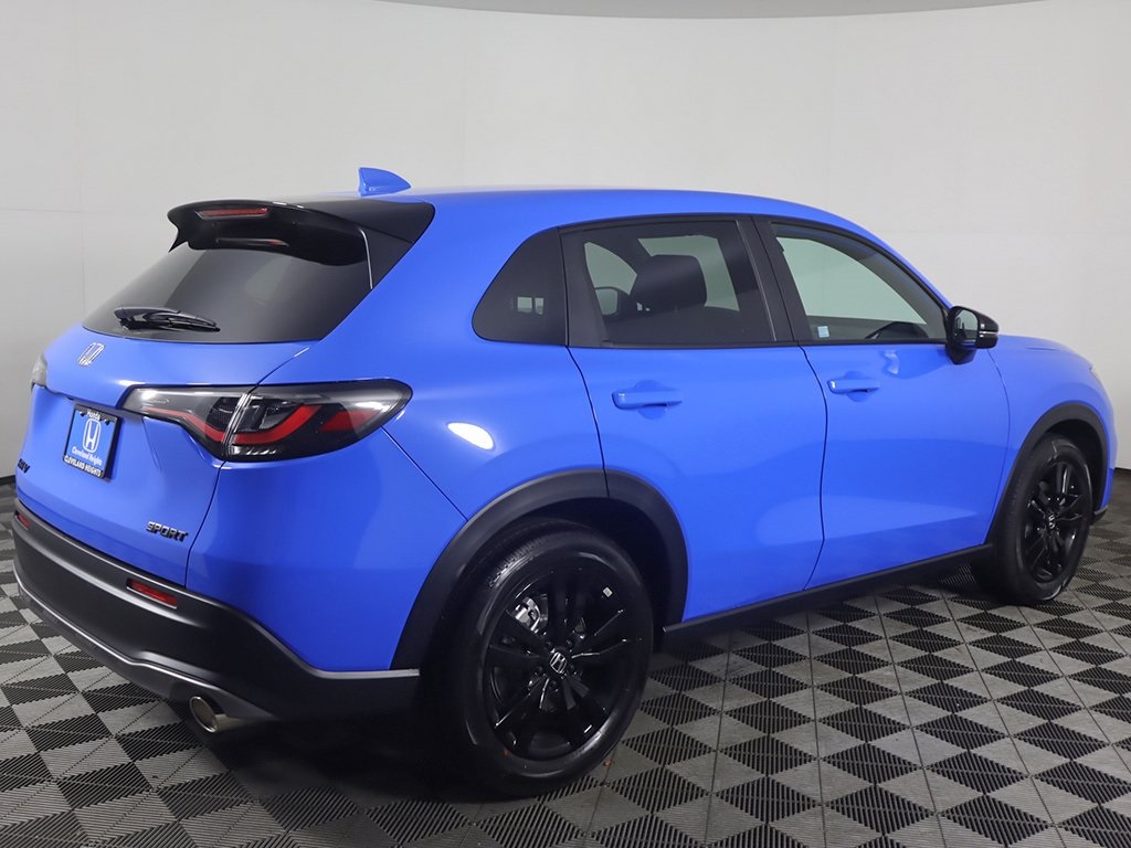 2026 Honda HR-V Sport photo 4