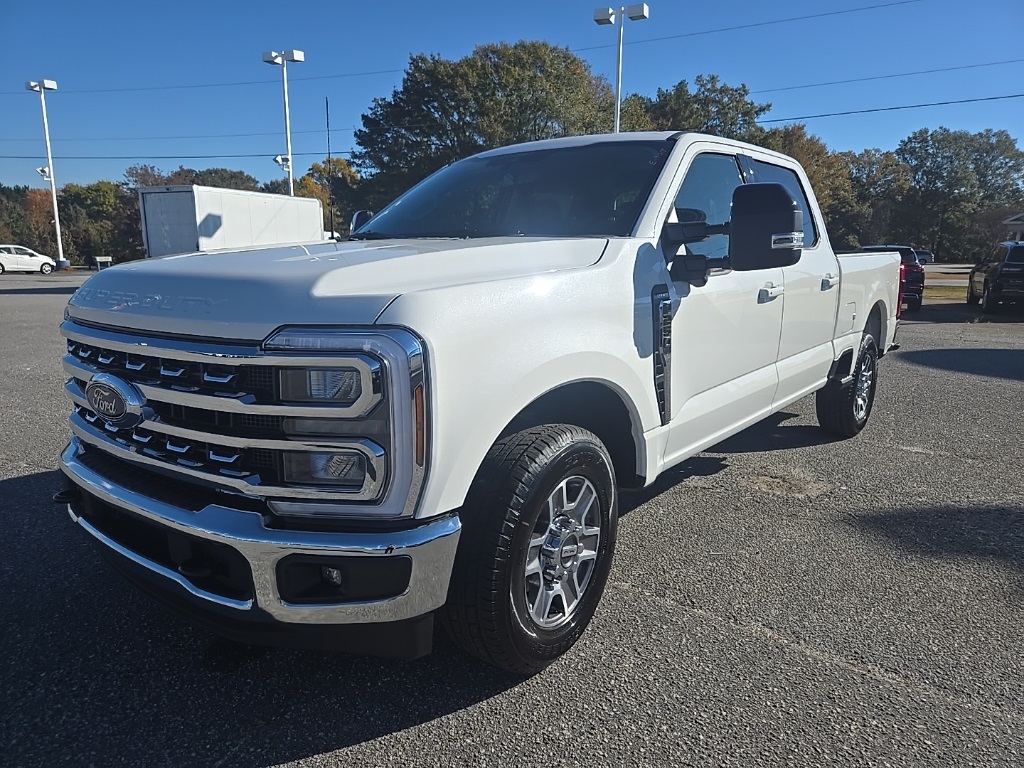 2026 Ford F-250 Super Duty Lariat's photo