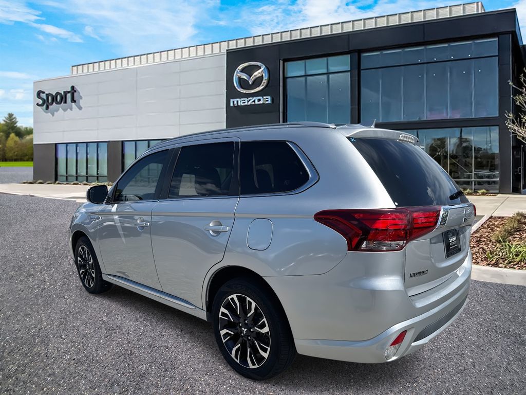 2018 Mitsubishi Outlander PHEV SEL photo 32