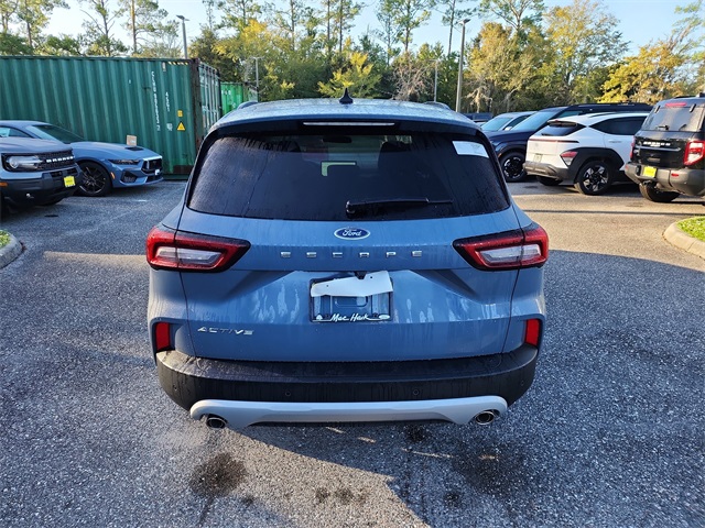 2025 Ford Escape Active photo 4
