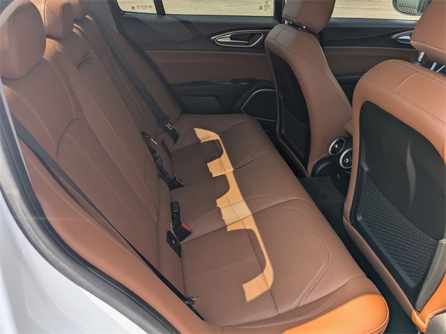 2019 Alfa Romeo Giulia Ti photo 22