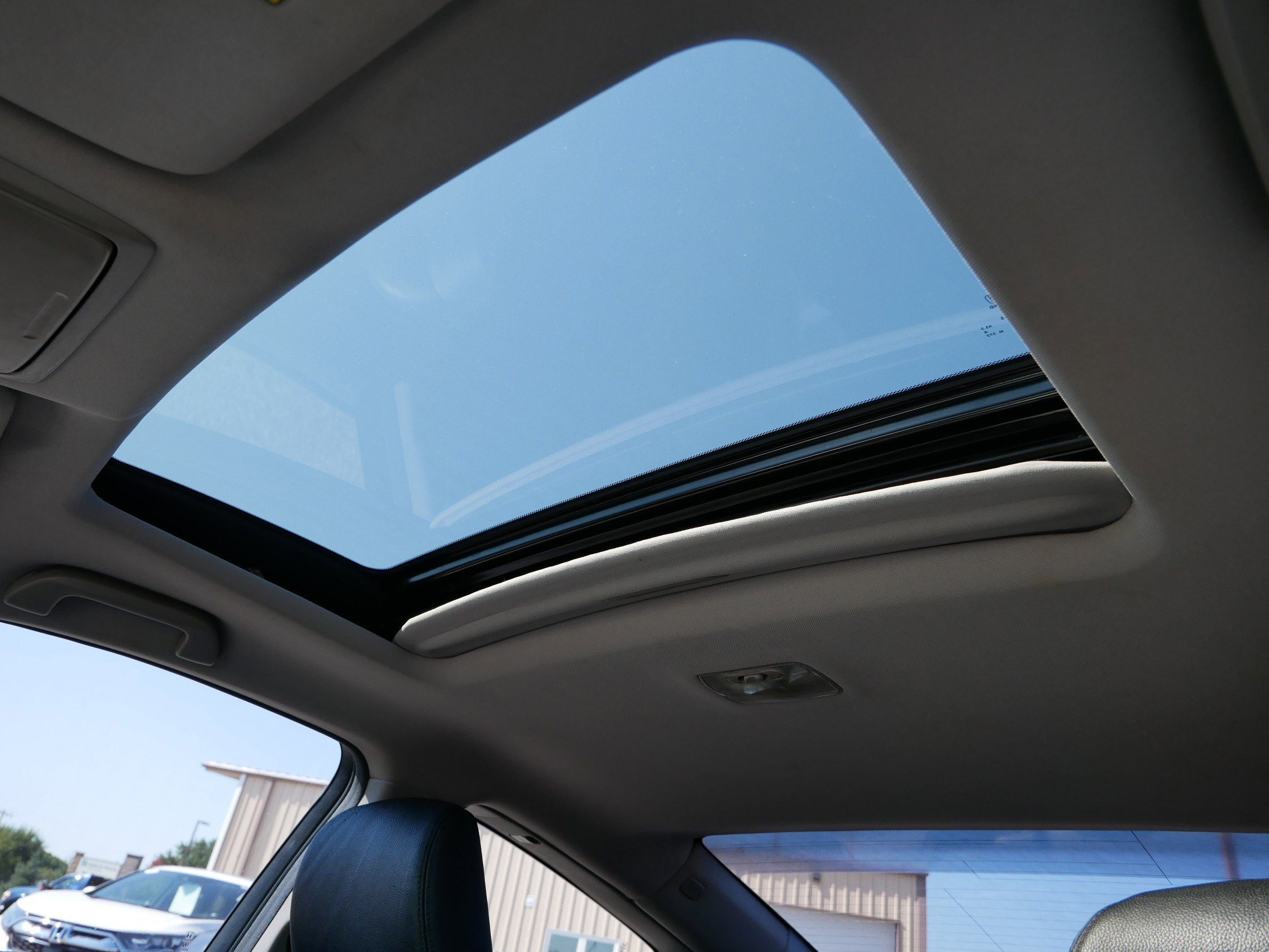 2012 Honda Accord EX-L photo 29