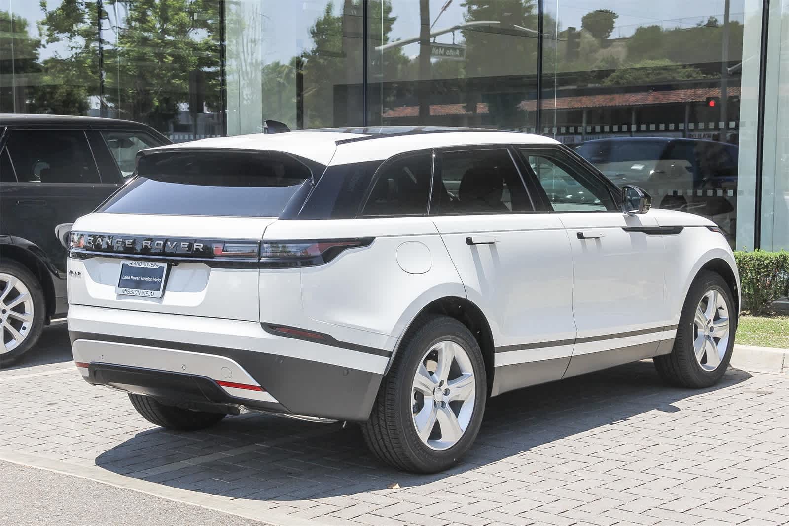 2026 Land Rover Range Rover Velar S photo 5