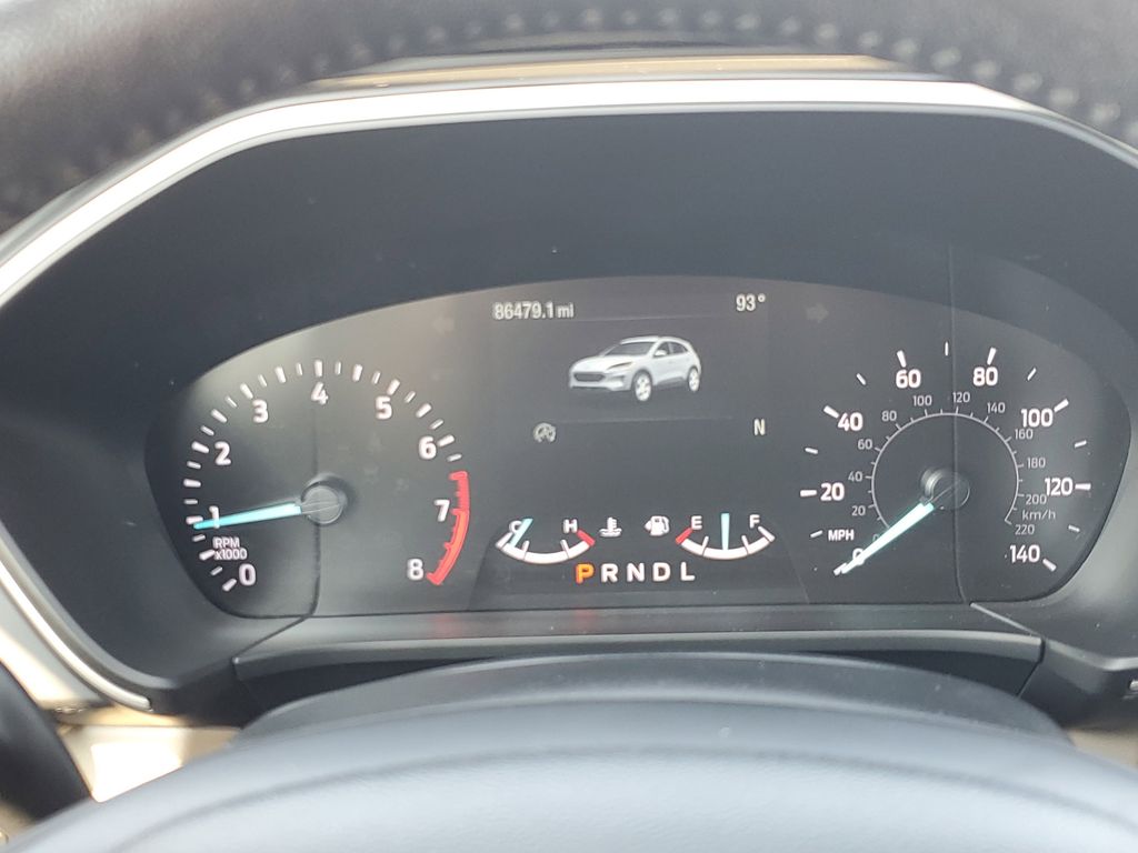 2020 Ford Escape SEL photo 10
