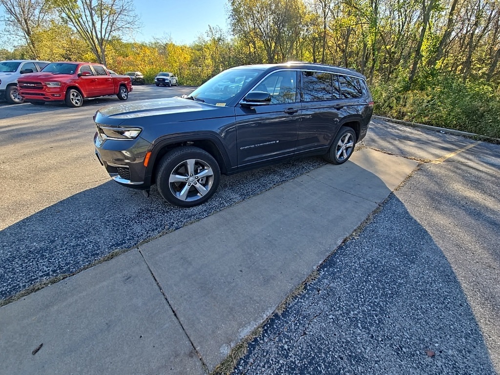 Used 2022 Jeep Grand Cherokee L Limited with VIN 1C4RJKBG9N8539008 for sale in Kansas City